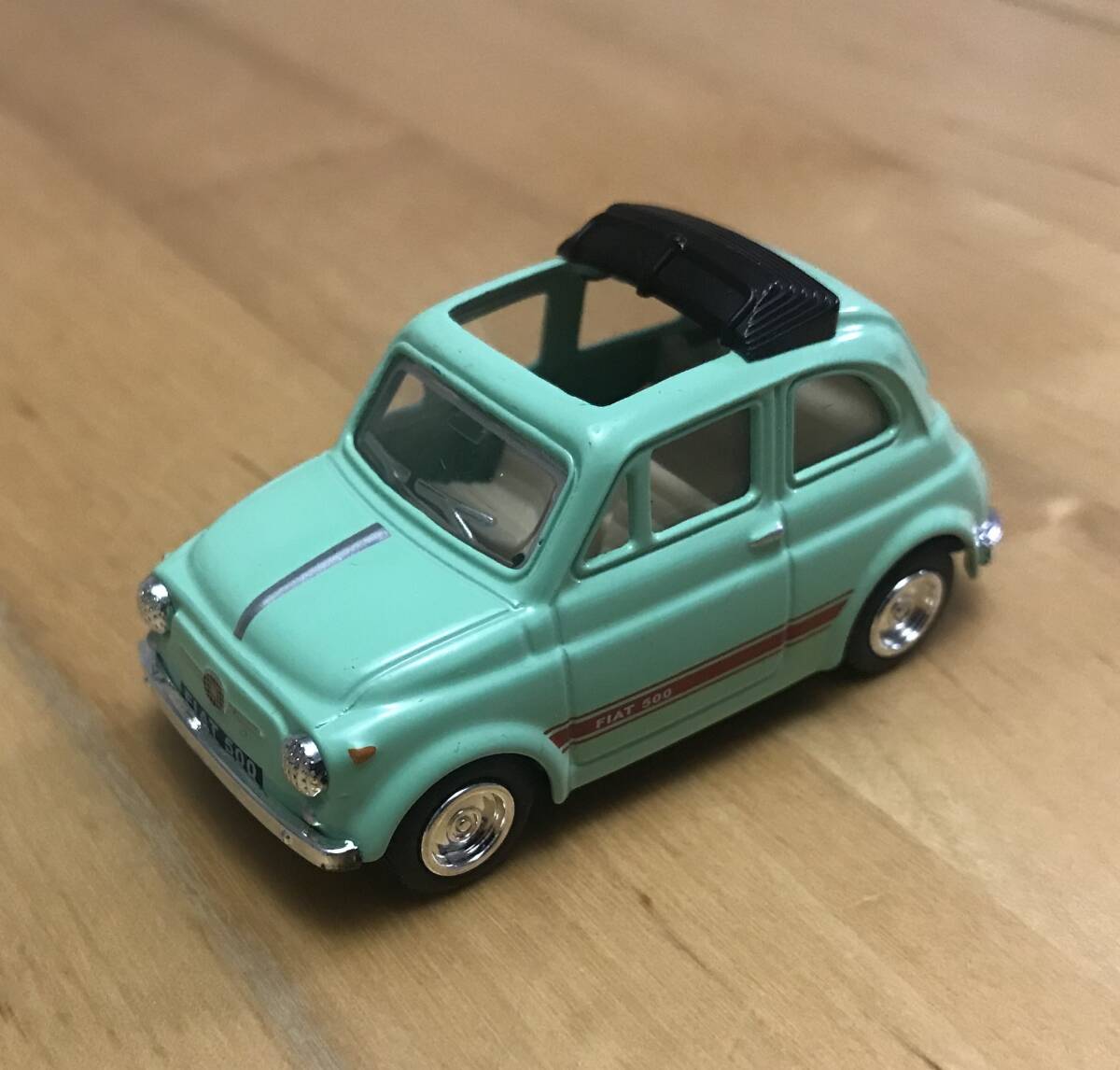 ミニカー　フィアット　500　プルバックカー　FIAT　ライムグリーン　チェレステ_画像1