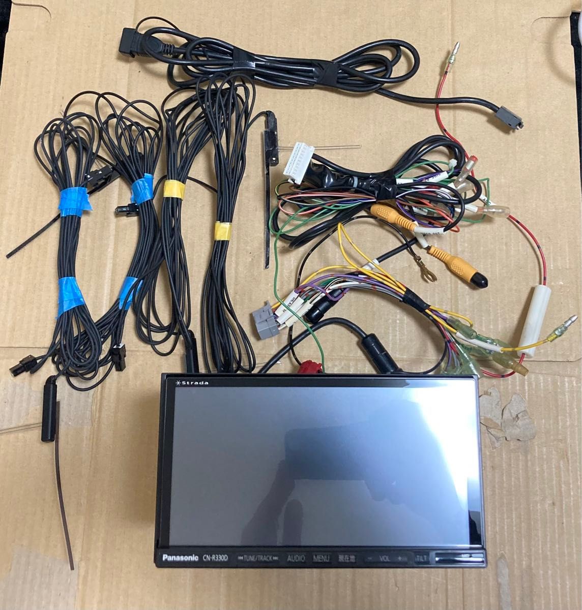 パナソニック ストラーダ cn-r330d メモリーナビ CD/SD/DVD/TV パナソニック ストラーダ cn-r330d メモリーナビ CD/SD/DVD/TV