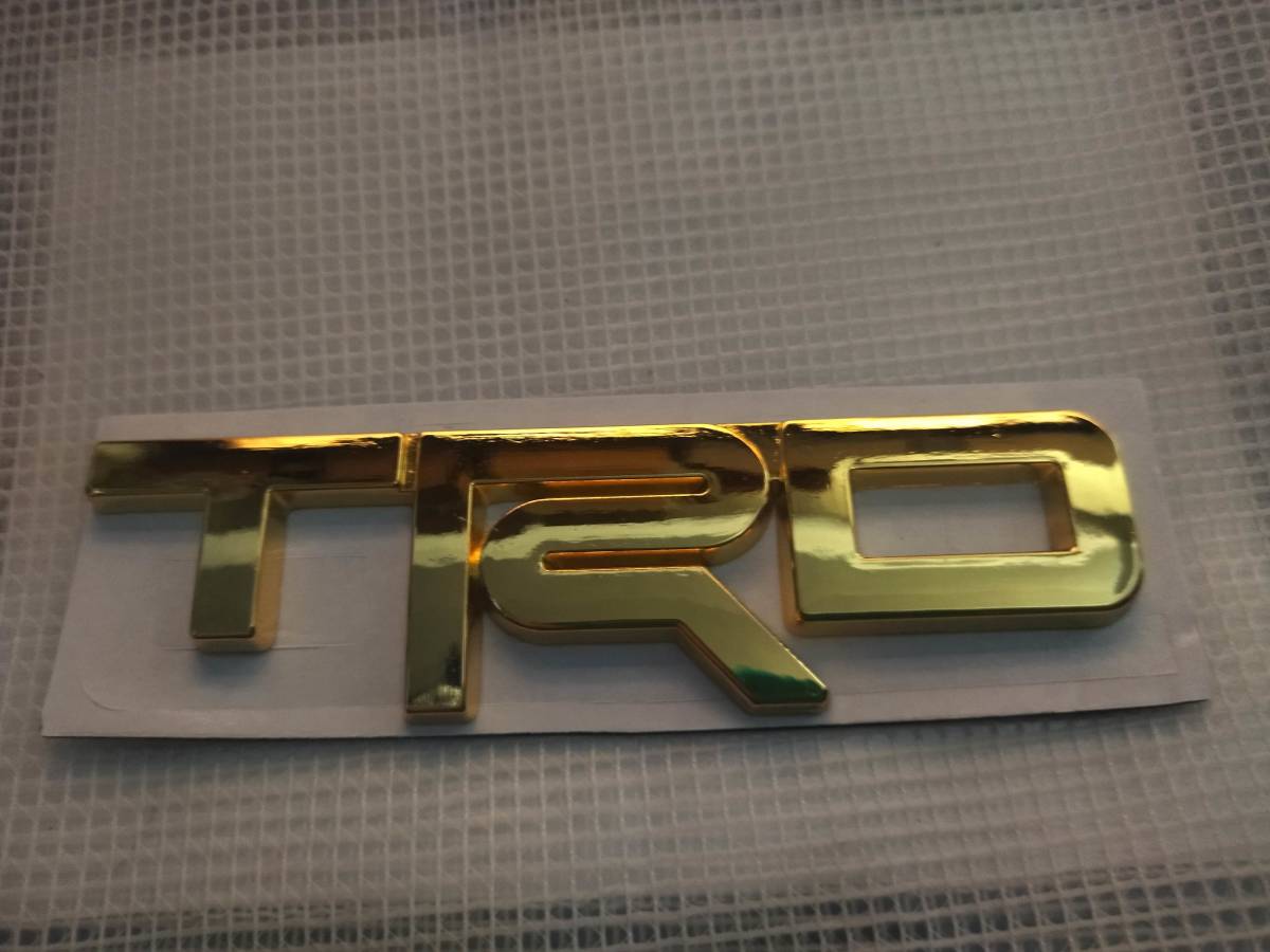 【送料込】TRD(トヨタテクノクラフト) 3Dエンブレム 両面テープ ゴールド 金属製 トヨタ 新型 の画像1