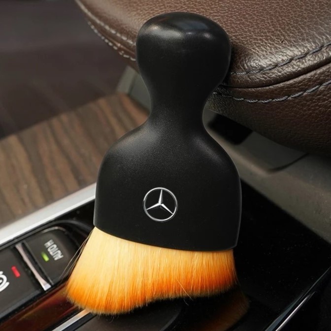 Mercedes-Benz メルセデスベンツ AMG 車内クリーニング ソフトブラシ カバーケース付属 kc_画像2
