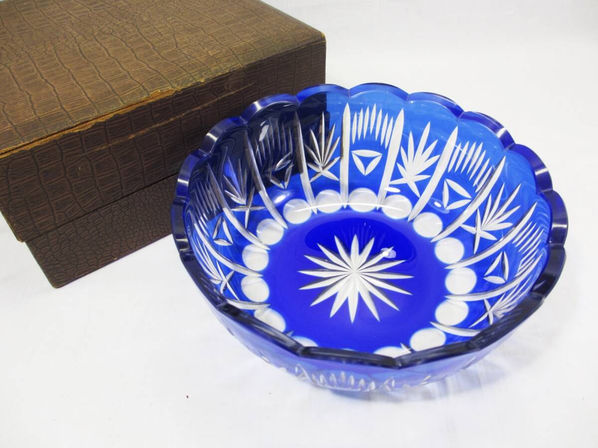 L38◇美品◇和硝子 切子ガラス 鉢 カットガラス◇青被せ切子 L38◇美品◇和硝子 切子ガラス 鉢 カットガラス◇青被せ切子