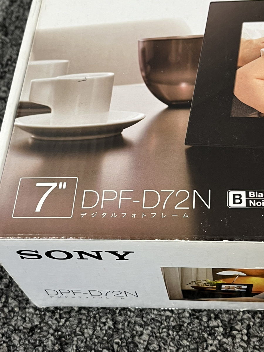 [T95]* unused *SONY Sony digital photo frame DPF-D72N