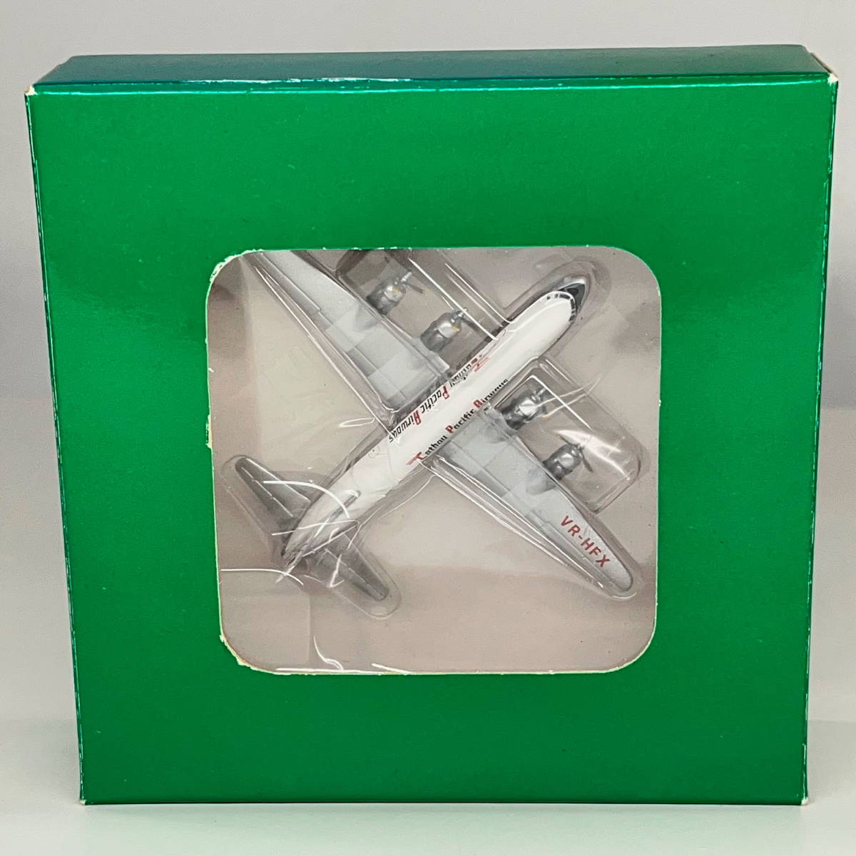 ★Aero Classics★1/400 キャセイパシフィック航空 VR-HFX 緑色無地箱★エアロクラシックス 飛行機 航空機 プロペラ _画像9