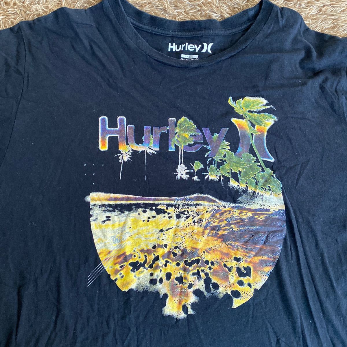 t1 Hurley tシャツ サイズL表記 中国製_画像3
