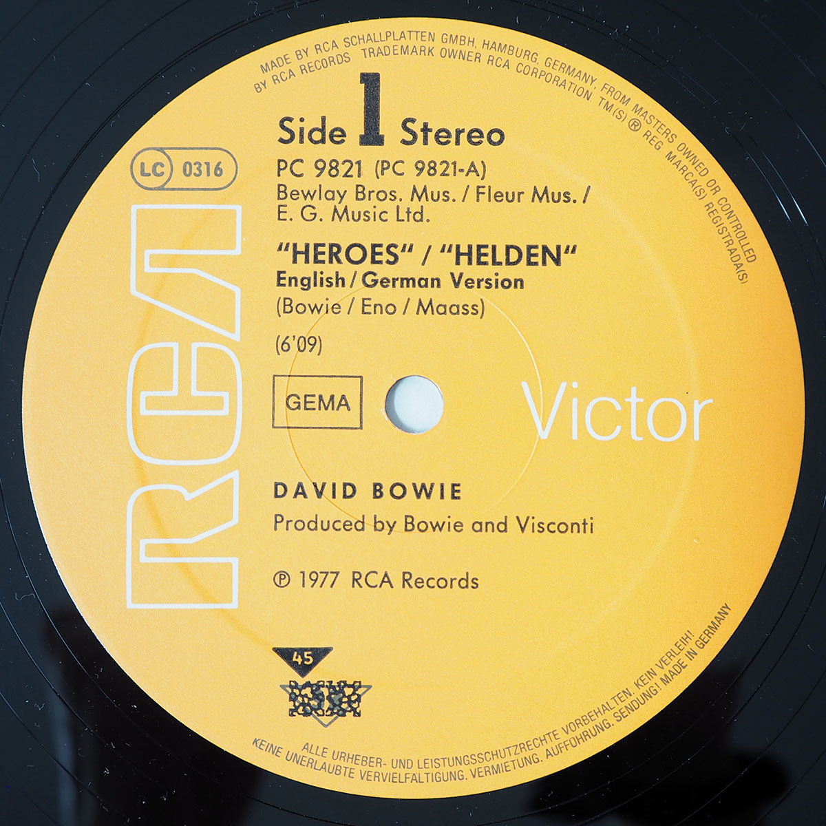 * David Bowie David * bow i/ Heroes German French Helden / Heroes 12 -inch single free shipping *