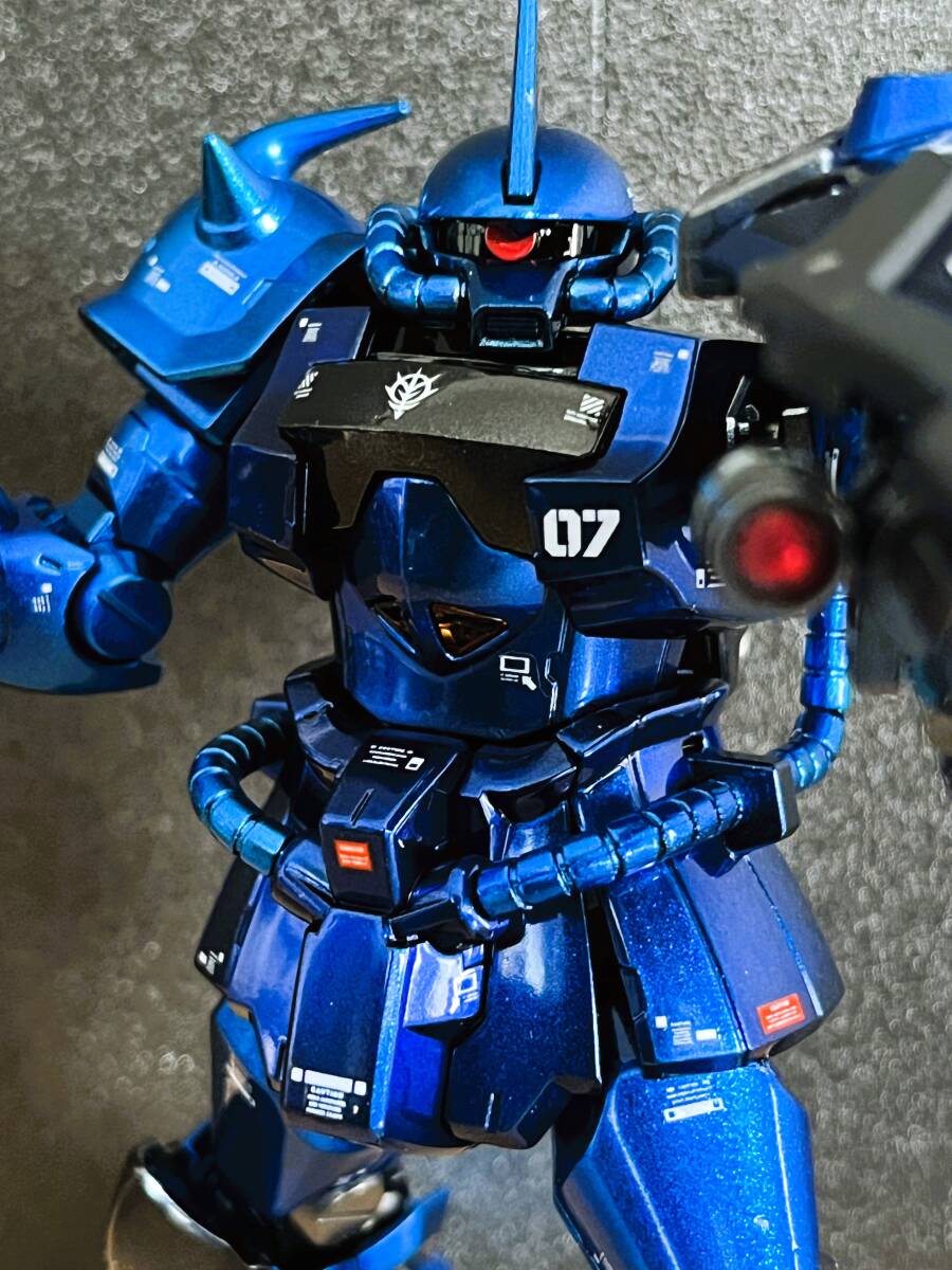 HGUC 1/144 MS-07B3 グフカスタム 第08MS小隊 全塗装済み(キャンディー) 完成品 バンダイ_画像7