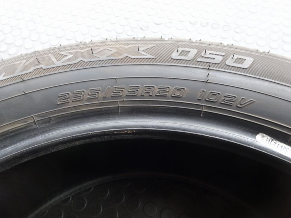 ダンロップ SP SPORT MAXX 050 235/55R20 102V 中古タイヤ 1本 2023年 日本製_画像4