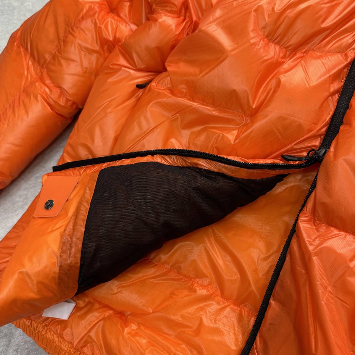 定価85 800円 新品未使用 THE NORTH FACE Lサイズ (US) ノース 定価85 800円 新品未使用 THE NORTH FACE Lサイズ (US) ノース