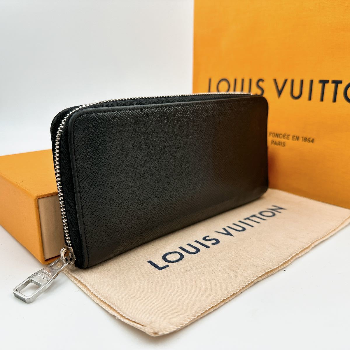 A2514【極美品】LOUIS VUITTON ルイヴィトン タイガ ジッピーヴェルティカル ラウンドファスナー 長財布 ウォレット M30503/CA2127_画像1