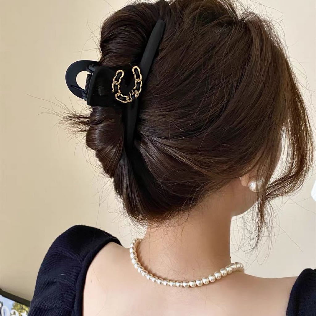 ヘアクリップ バンスクリップ 金属 シンプル ゴールド 個性大人 上品 優雅 韓国 ヘアアクセサリー 編み ヴィンテージ X CC