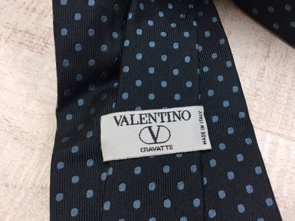 バレンチノ VALENTINO ドット 総柄 ネクタイ メンズ ITALY製 フォーマル シルク100% 紺_画像2