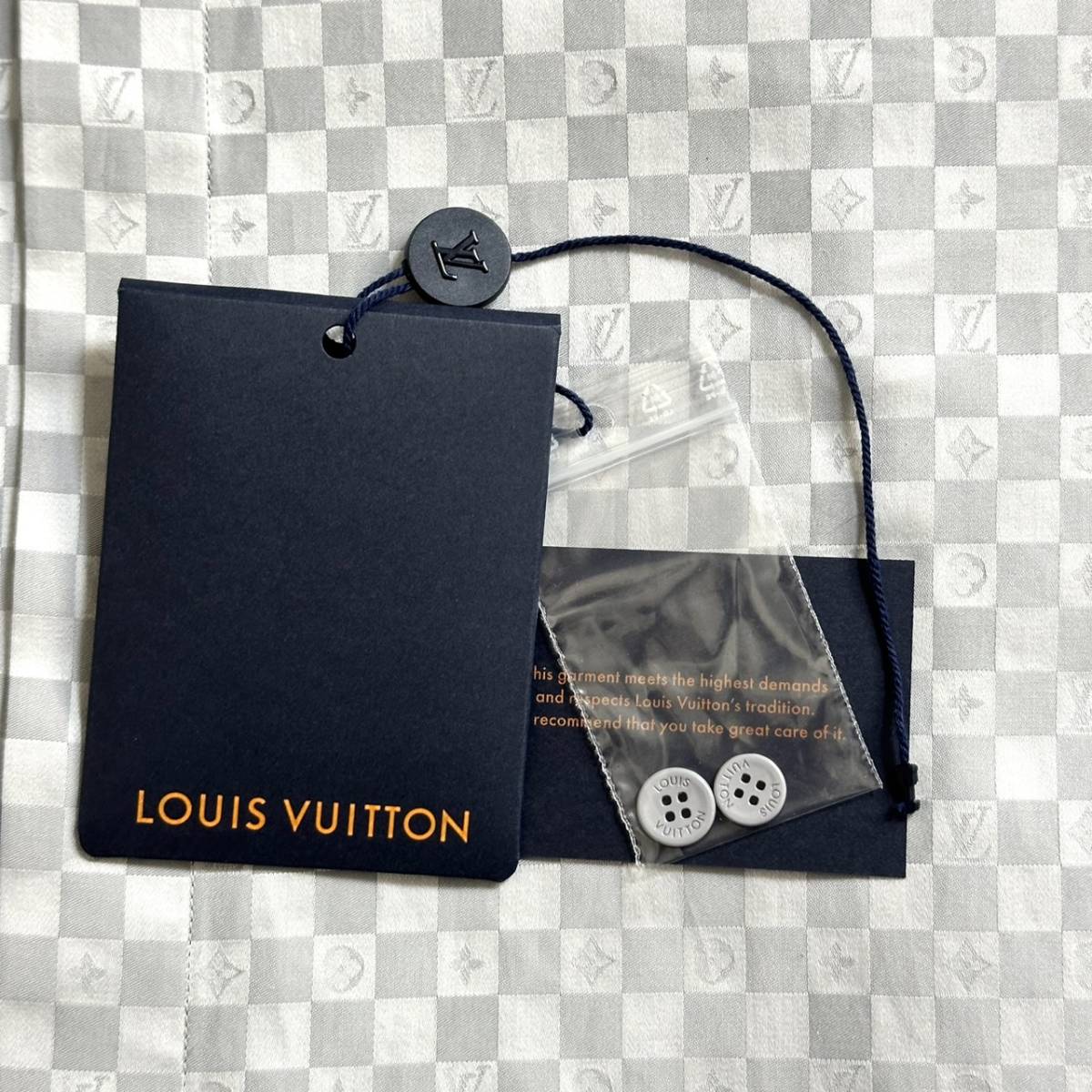 23SS* immediately complete sale goods *LOUIS VUITTON Louis Vuitton dress shirt DNA color Damier long sleeve 40 gray 2023 year of model cutter shirt regular shop tag 