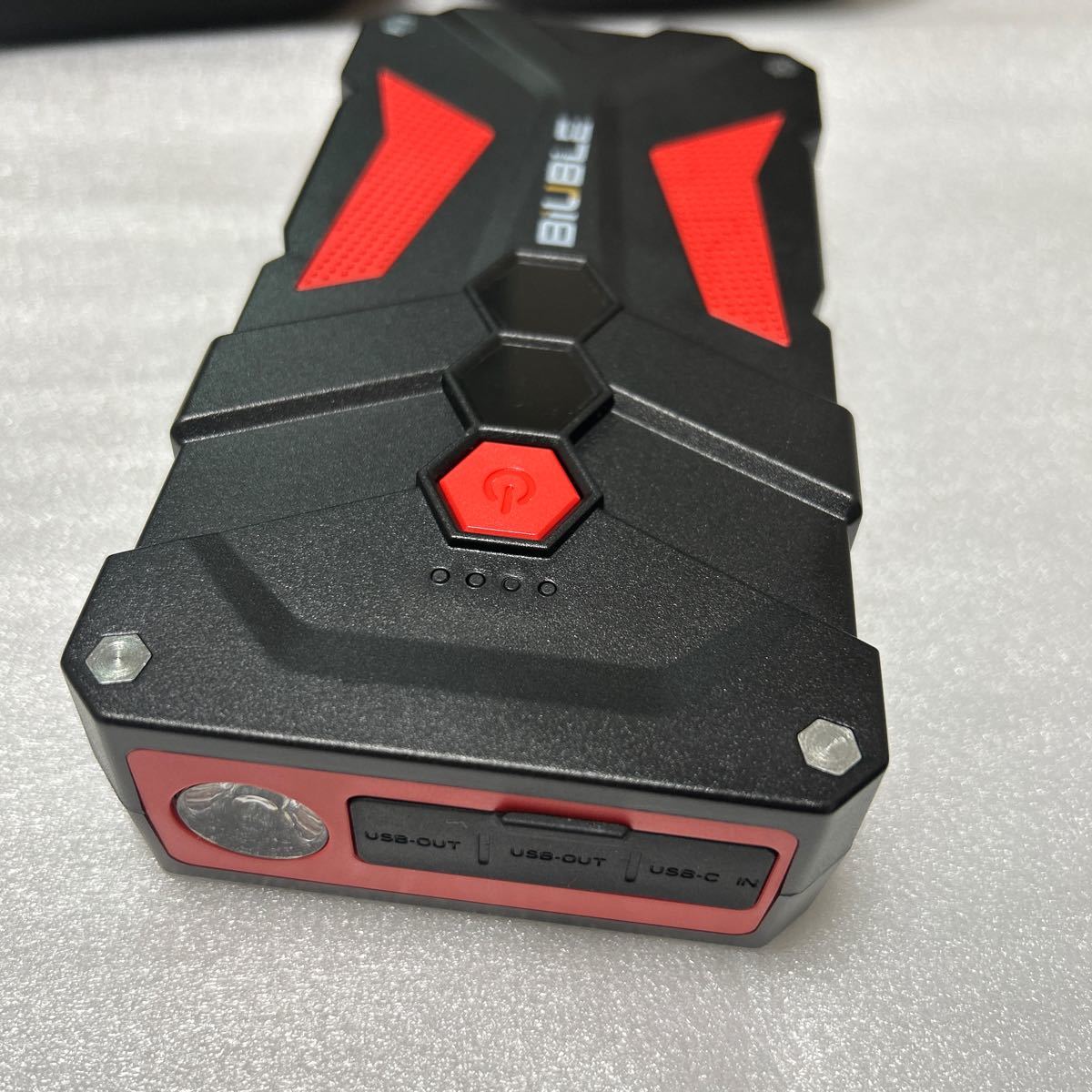 ジャンプスターター21800mAh大容量 2000Aピーク電流 ジャンプスターター21800mAh大容量 2000Aピーク電流