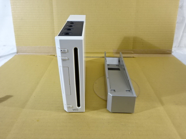 PG-44/任天堂NINTENDO RVL-001 Wiiウィー テレビゲーム 本体 ゲーム機 ホワイト ブラック中古 各1点の画像4