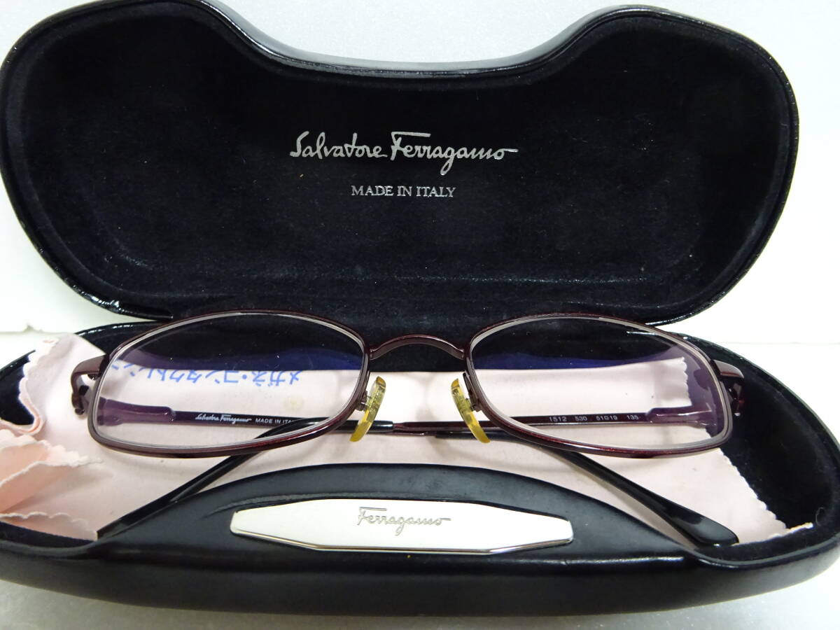 ★Salvatore Ferragamo サルヴァトーレ・フェラガモ MADE IN ITALY 1512 530 バネ蝶番付き眼鏡 メガネ 度入り used美品★_画像2