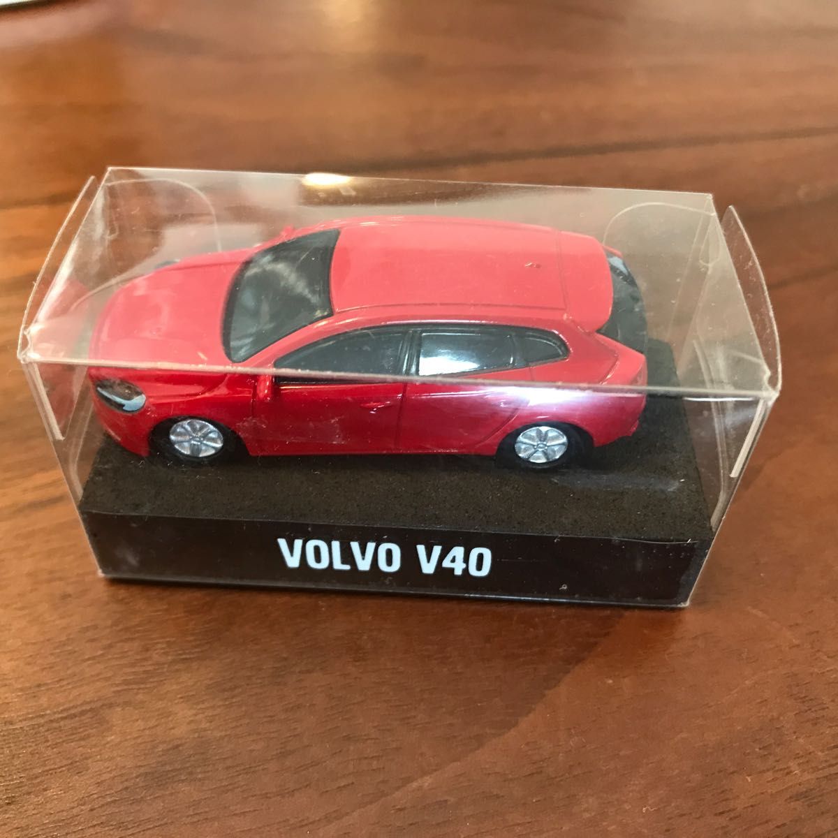 BIG SALE】ボルボ VOLVO V40 赤 ミニカー|Yahoo!フリマ(旧 BIG SALE】ボルボ VOLVO V40 赤 ミニカー|Yahoo!フリマ(旧
