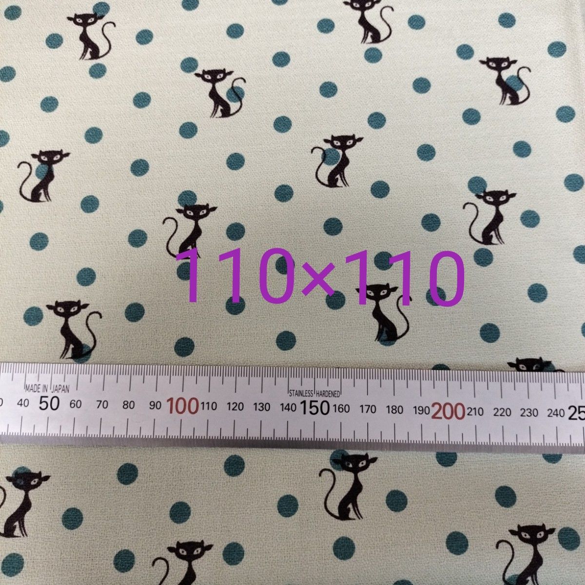 生地  110巾×約110cm