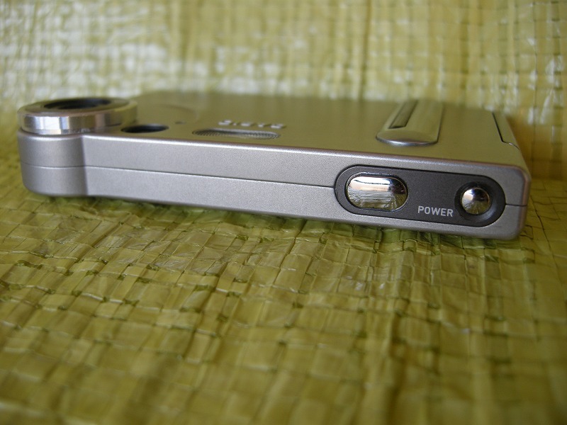 デジタルカメラ　カシオEX-S2 EXILIM　カード型 中古　動作品　美品　バッテリー2本充電器セット 要・電話番号 宅急便コンパクト着払い_画像7