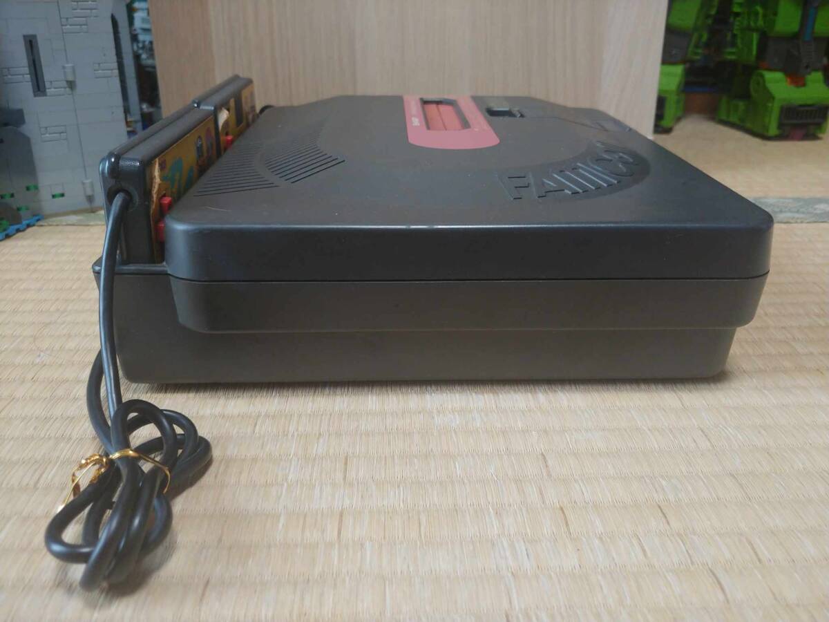 Nintendo Sharp Twin Famicom AN-500B & 筋肉マン / ツインビー / スーパーロードランナー/ 謎の壁 / 銀河伝説 / 水晶の龍/ とびだせ大作戦_画像7