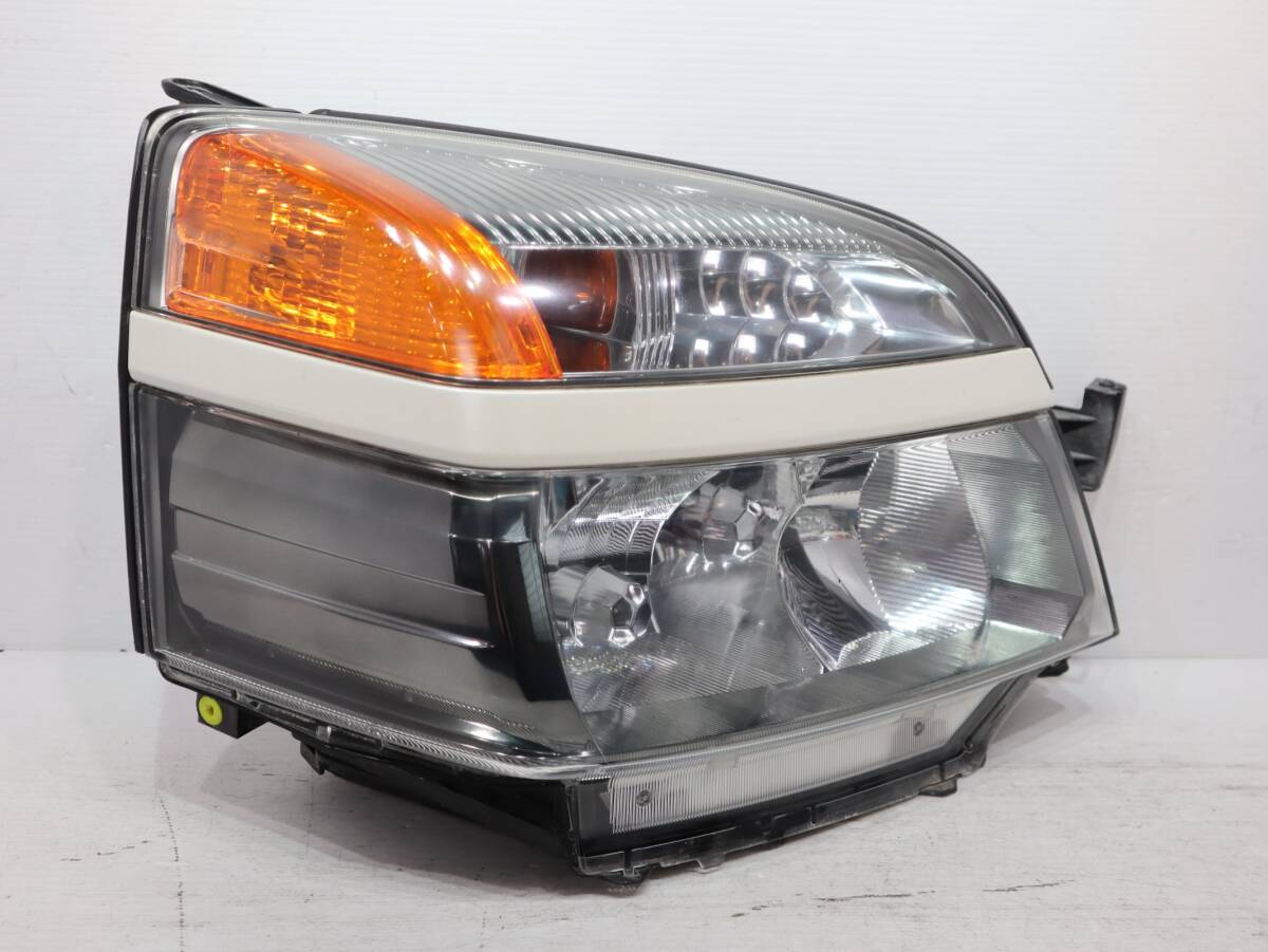 キレイ HID 【コーティング済】 キセノン 車検〇 KOITO 100-77691 管理BR29-8 AZR65G AZR60G ヴォクシー ボクシー ヘッドライト 左右の画像3