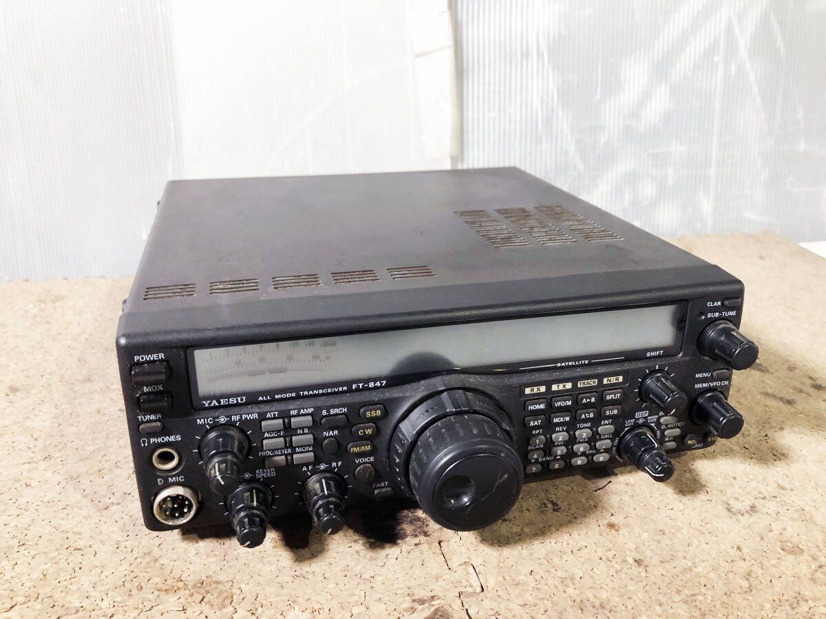 ★ 中古★YAESU　八重洲無線　 HF/50/144/430MHz【FT-847】D14B_画像3