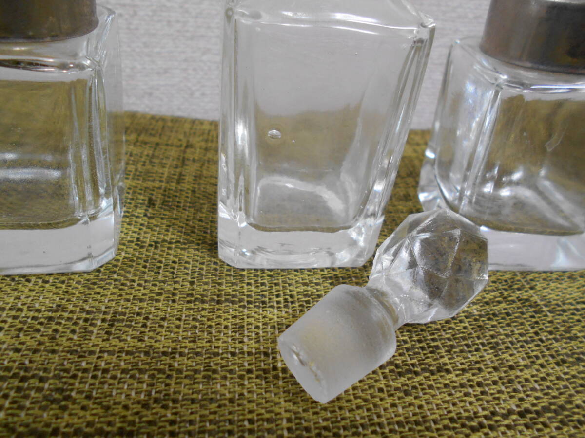 レトロガラス  カスターセット 調味料入 ３点セット 金属ラック アンティーク、インテリア の画像8
