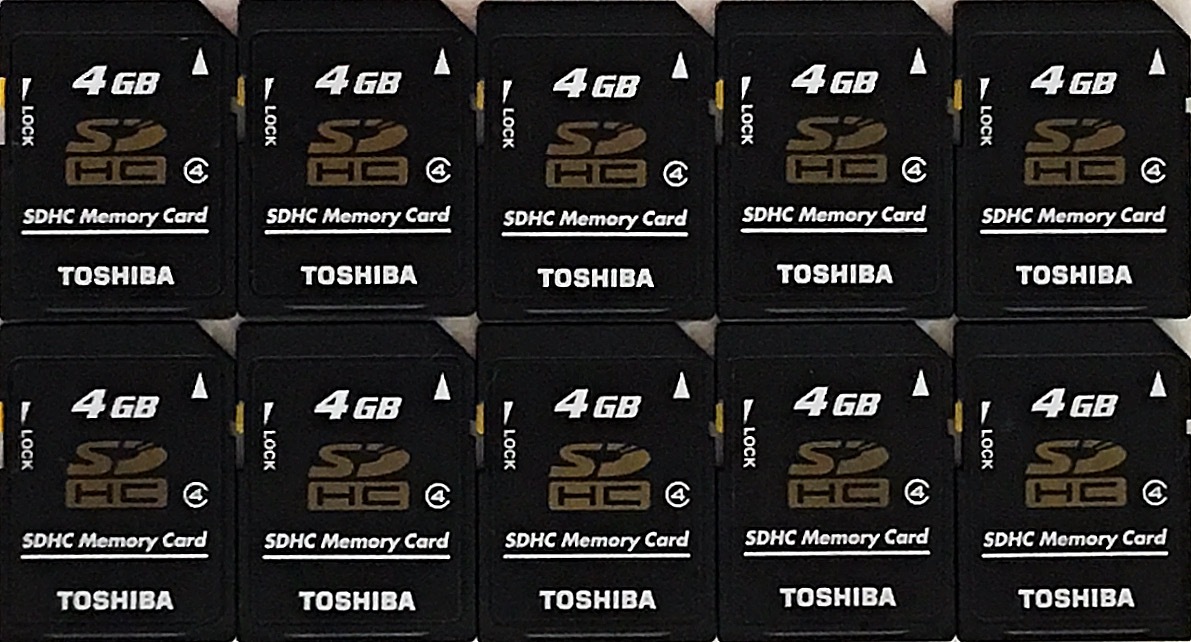 F0305 TOSHIBA SDHCメモリーカード 4GB【10枚】送料無料・匿名配送・追跡番号あり_画像1