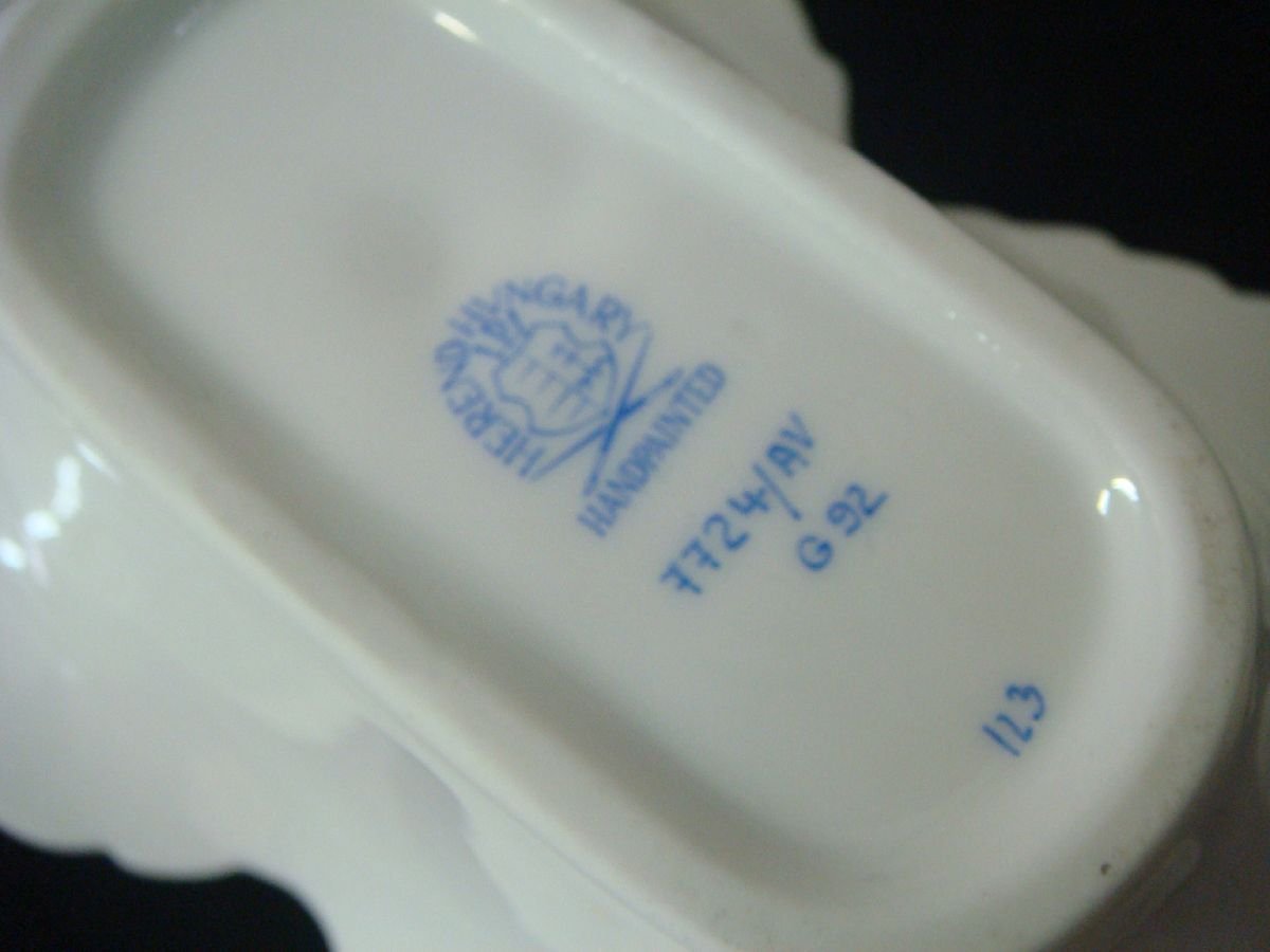 MB/A31AV-DA1 Herend ヘレンド Porcelain ハンドペイント グリーンリーフ 皿 Trinket Tray 小物入れ 陶磁器 チャイニーズブーケ HVNGARY_画像5