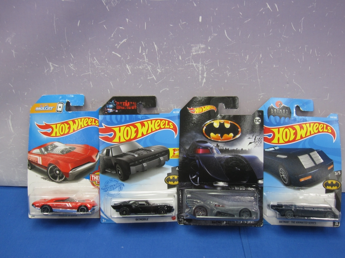 C13　Hot wheels ホットウィール MUSCLE SPEEDER/BATMAN バットマン BATMOBILE・THE ANIMATED SERIES 他　4点セット_画像1