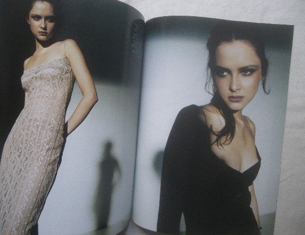 ケイト・モス × Patrick Demarchelier 1997年 Kate Moss Harper's BAZAAR アンバー・バレッタ Amber Valletta/スーパーモデル_画像4