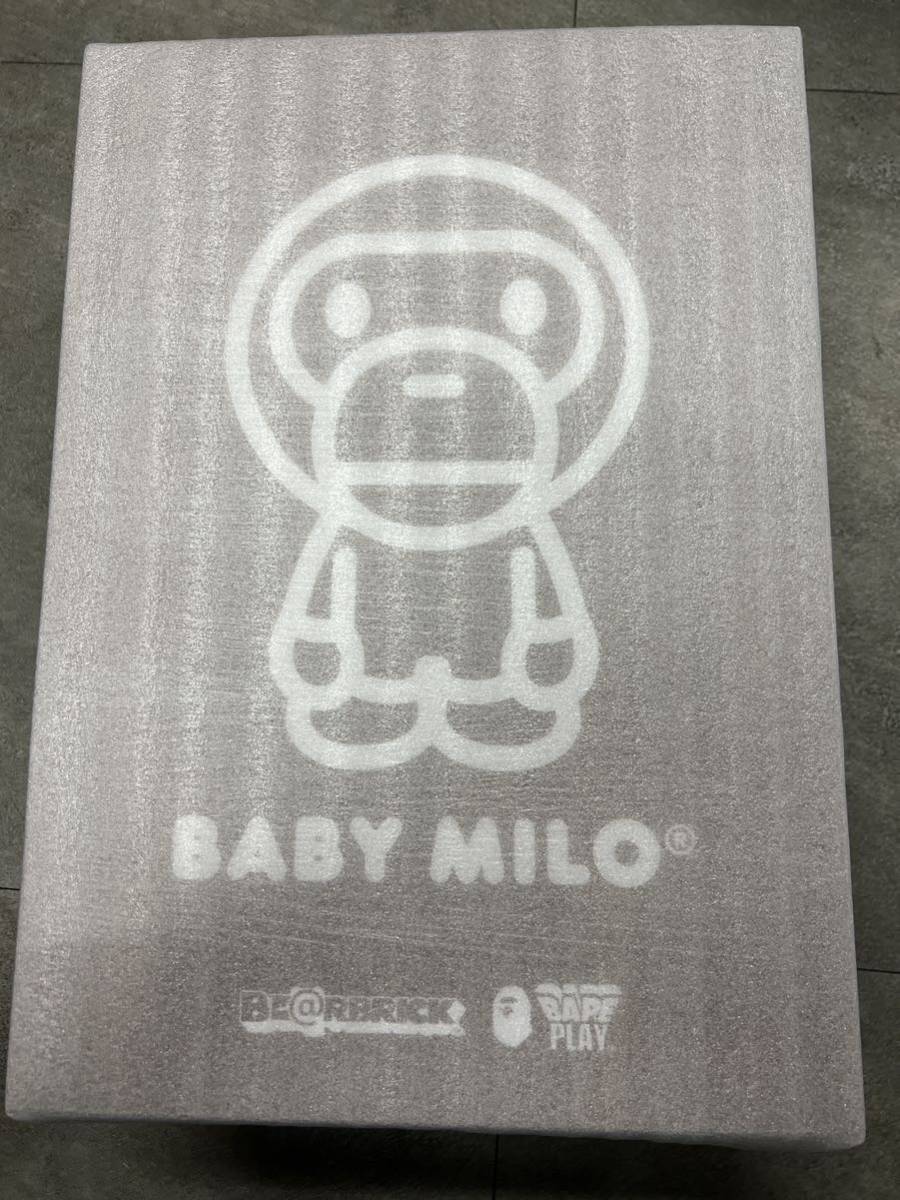 新品未開封 BE@RBRICK カリモク BABY MILO 2021 A BATHING APE BAPE ベアブリックMEDICOM TOY メディコムトイ 国内正規品の画像2