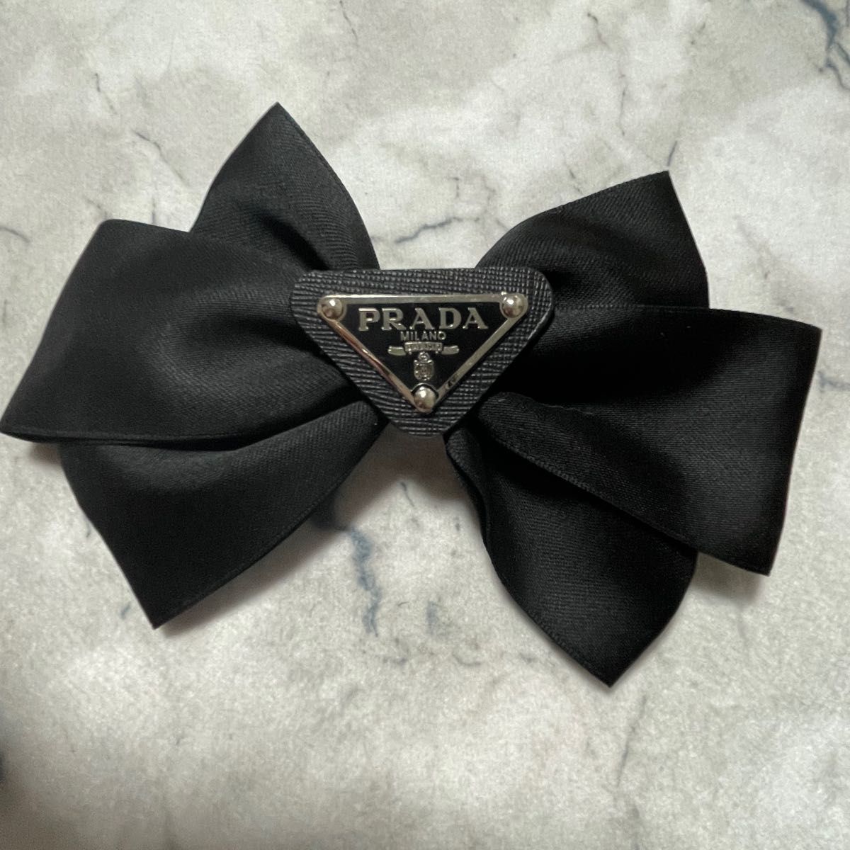 新品未使用 プラダ PRADA バレッタ リボン ヘアクリップ|Yahoo 新品未使用 プラダ PRADA バレッタ リボン ヘアクリップ|Yahoo