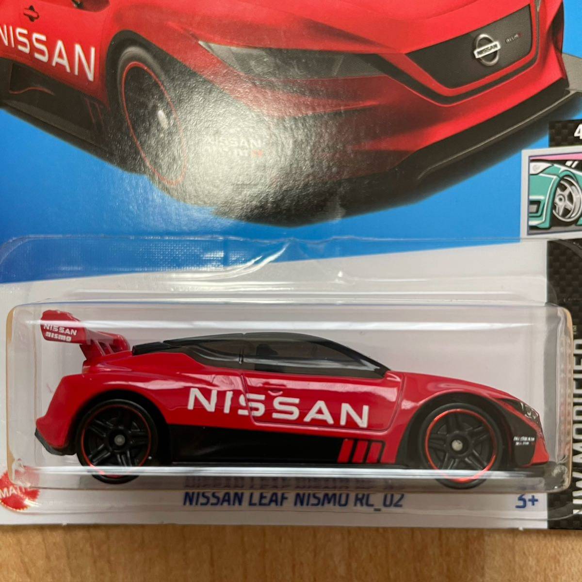 ★ホットウィール★ nissan leaf nismo rc 02 日産 リーフ ニスモ仕様 ミニカー_画像2