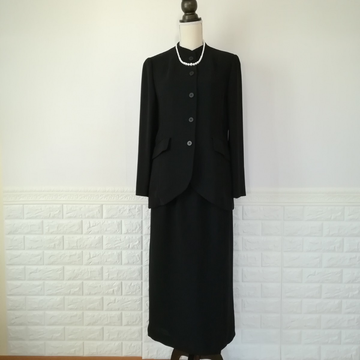日本製　サイズ44　ブラックフォーマル　スーツ　上下　ロングスカート 冠婚葬祭 ジャケット_画像1