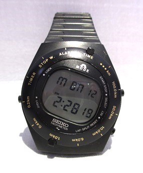 SEIKO　GIUGIARO DESIGN A825-00B0/ジウジアーロデザイン クオーツ メンズ　稼働品_画像1