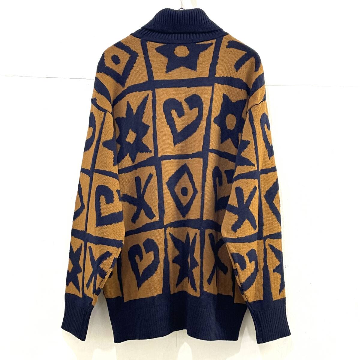 *YVES SAINT LAURENTivu* sun rolan VINTAGE total pattern geometrical pattern ta-toru neck knitted sweater tea × navy blue size L[ uniform carriage / including in a package possibility ]G