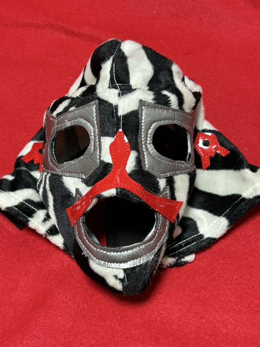  Mill * тушь для ресниц s Mini маска маска Professional Wrestling первый . день Zebra 