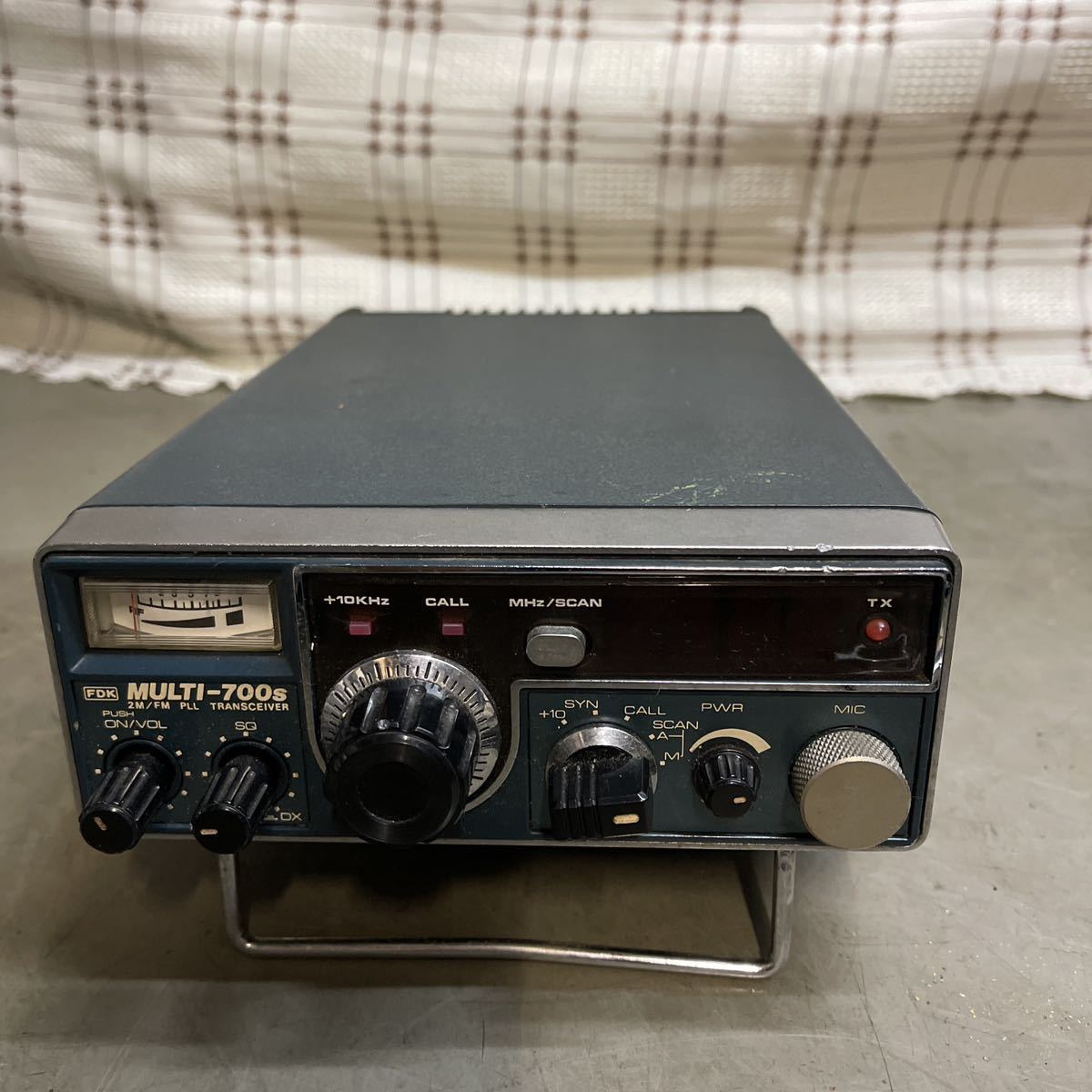 FDK MULTI-700sトランシーバー アマチュア 無線 機器 無線機 マニア 【現状品】_画像2
