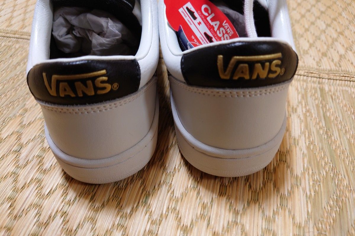 VANS フローター V4410 (ホワイト/ブラック) スニーカー