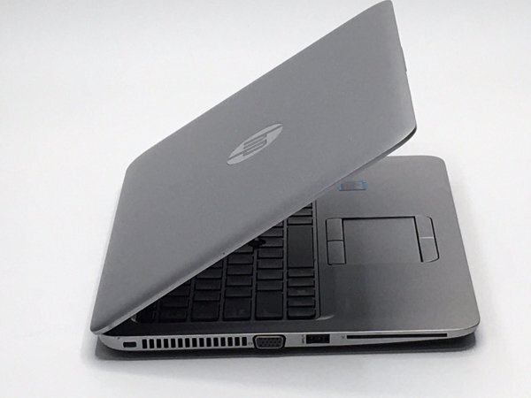 田-7　蔵出しジャンク品★ HP 820G3 Core i5 6300U メモリ8GB SSD256GB 12.5インチ_画像5