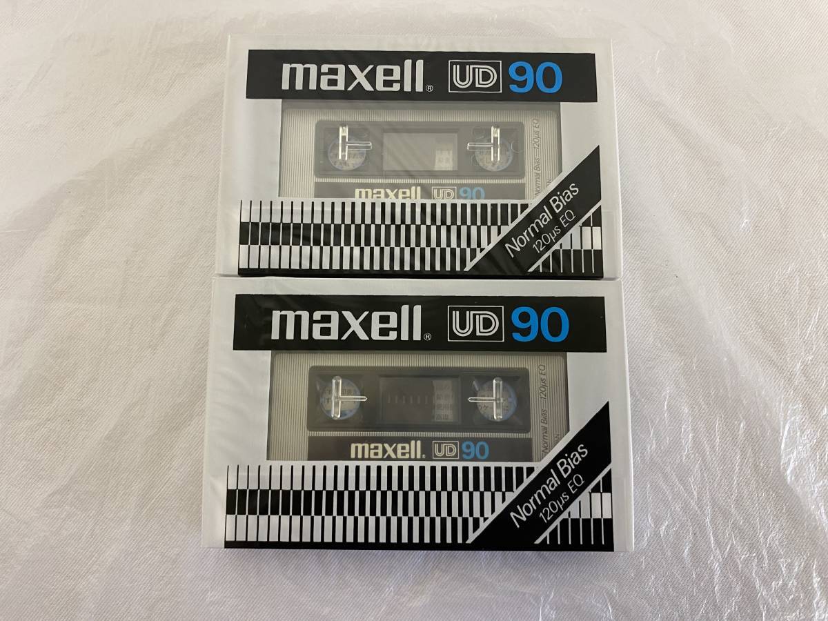 【新品未開封】 maxell マクセル UD 90分 2本セット ノーマルポジション TYPEⅠ カセットテープ日立マクセル 当時物 昭和レトロの画像1