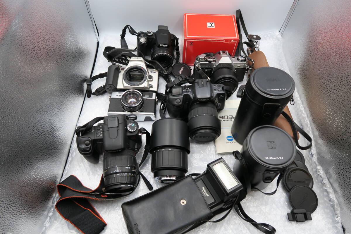★【ト福】カメラ 大量 まとめ デジタルカメラ レンズ カメラグッズ Sony Canon Nikon MINOLTA 他 MCZ01ZZA38_画像1