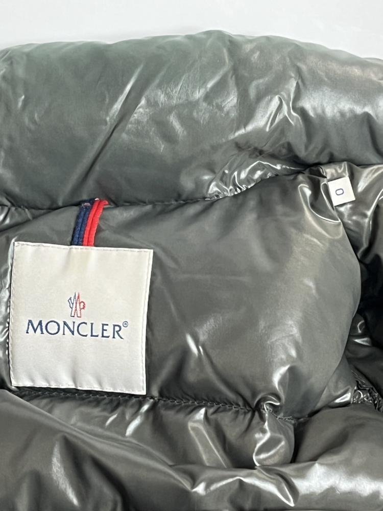 ICH【中古品】 MONCLER モンクレール ダウンジャケット NORME AFNOR G32-003 カーキ系 0サイズ(S) 〈208-240212-ss1-ICH〉_画像6