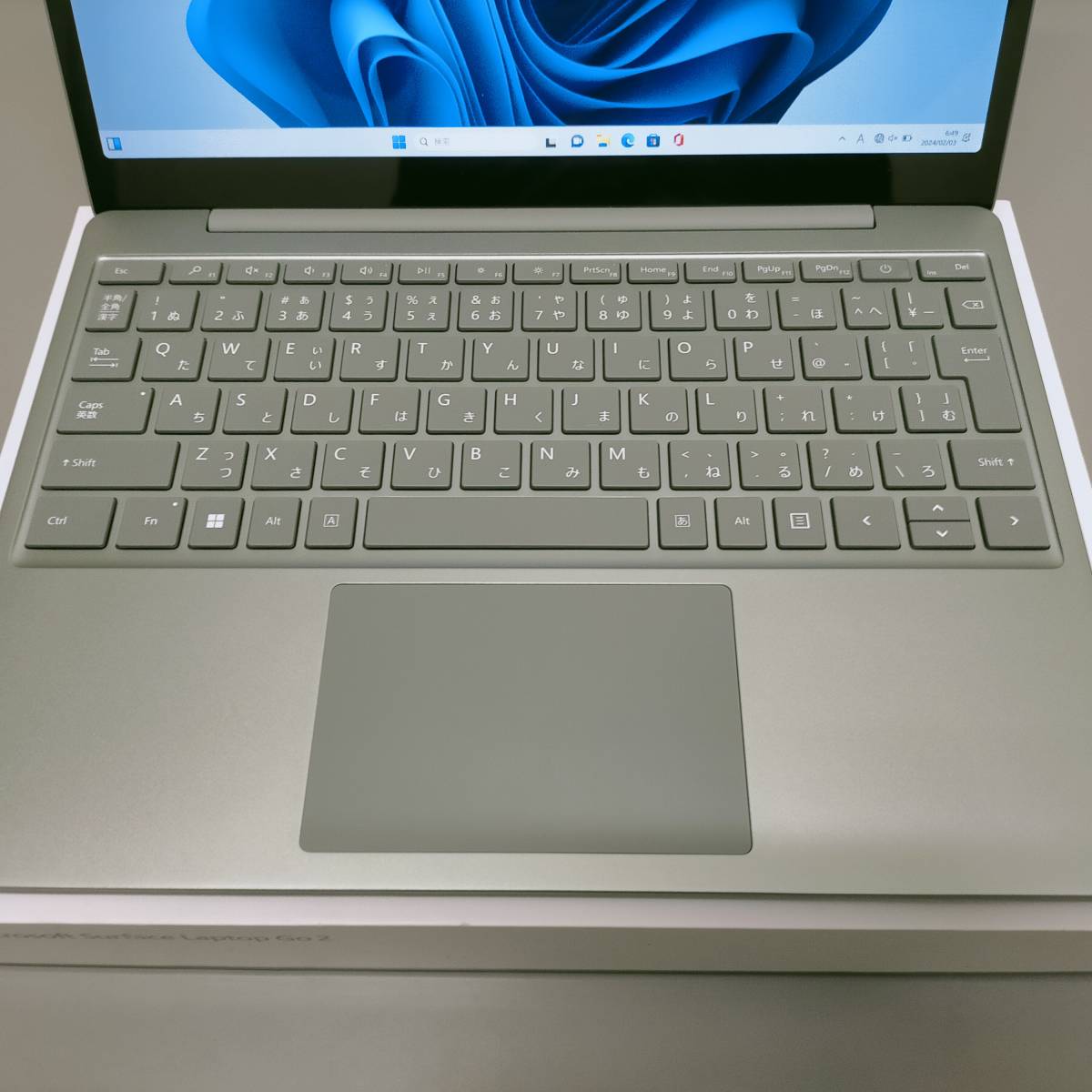 ★美品★ マイクロソフト Surface Laptop Go 2 セージ (12.4/Core i5/8GB/SSD128GB/Office無) KN800007 2706_画像4