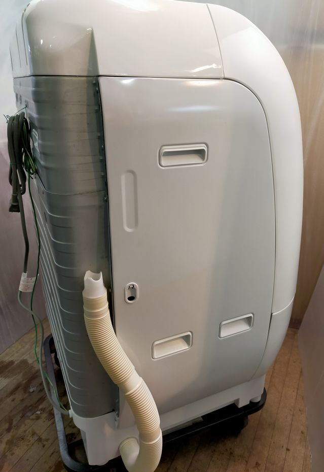 【NY596】HITACHI 日立 ドラム式洗濯機 BD-V3700L ビッグドラム 左開き 2015年製 容量9kg 乾燥機付き 風アイロン _画像9