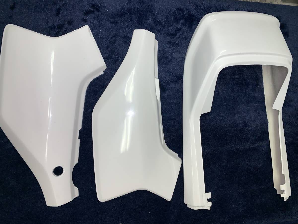 Yahoo!オークション - CBX400F 純正タイプ テールカウル Yahoo!オークション - CBX400F 純正タイプ テールカウル