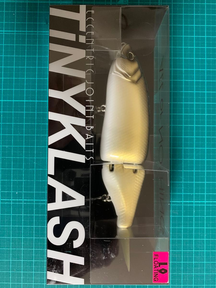 日本未発売】DRT×SWIMBAIT UNDERGROUND TiNYKLASH #SU juvenile 日本未発売】DRT×SWIMBAIT UNDERGROUND TiNYKLASH #SU juvenile
