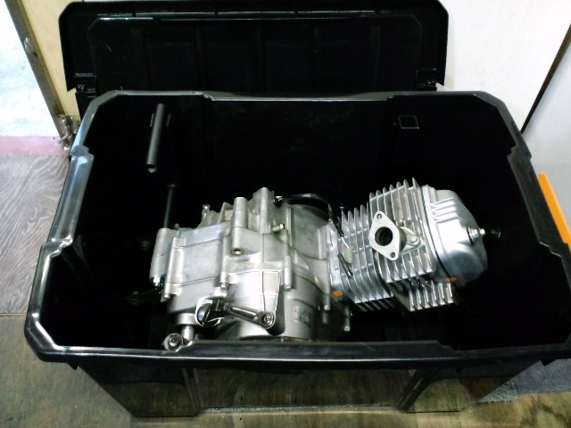 エイプ NSF100 CB50 XR100R ホンダ系縦型エンジンスタンド_エンジンは付属しません,BOXは別途