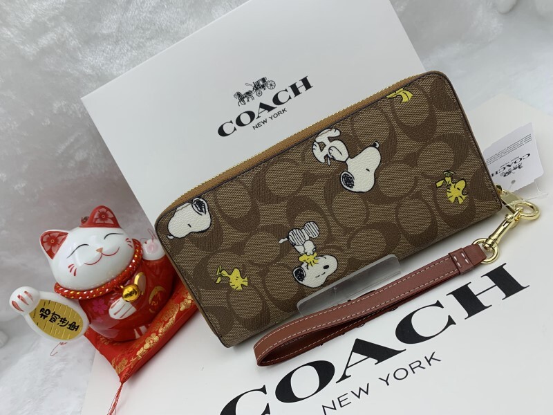 コーチ COACH 長財布 財布 スヌーピー ピーナッツ コラボ プレゼント ブランド 大容量 記念日 誕生日 新品 未使用 ファッション CE705 A147_画像4