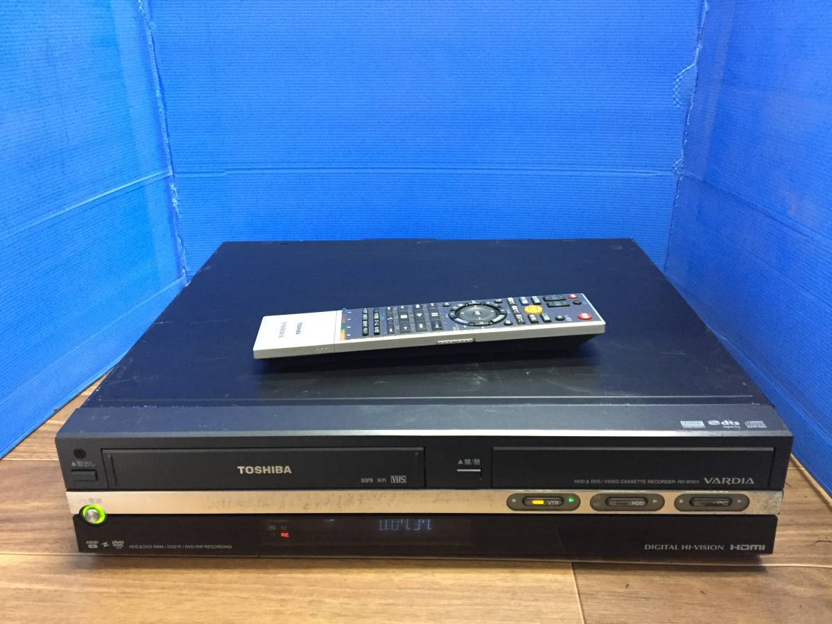 東芝 VHS/HDD/DVDレコーダー RD-W301 リモコン付　中古品652_画像1